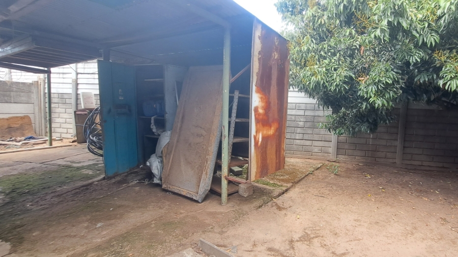 4 Bedroom Property for Sale in Protea Park North West